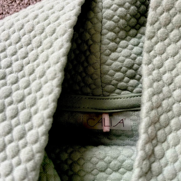 womens calia Carrie Underwood cropped funnel neck pullover. Only worn once. - Picture 2 of 4